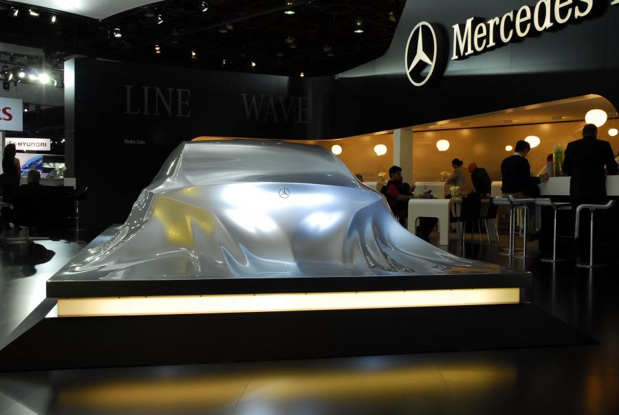  Mercedes-Benz CLS-Class Sculpture 2010 года  (фото 25 из 29)
